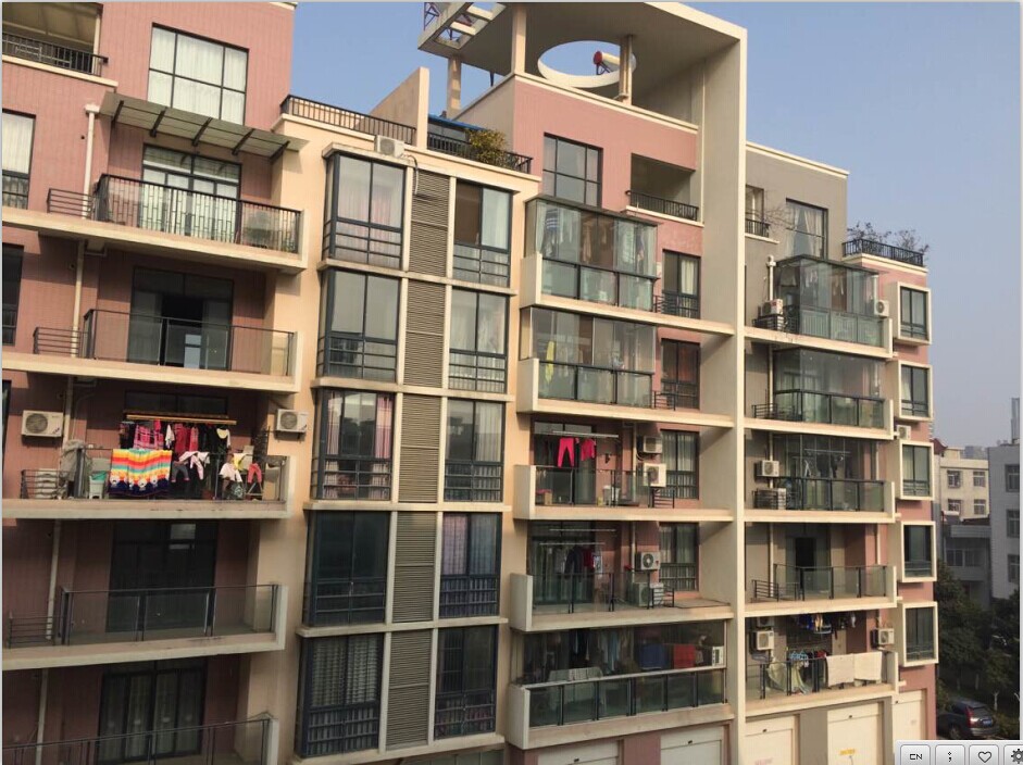 新城二期满5年的房子低价出售