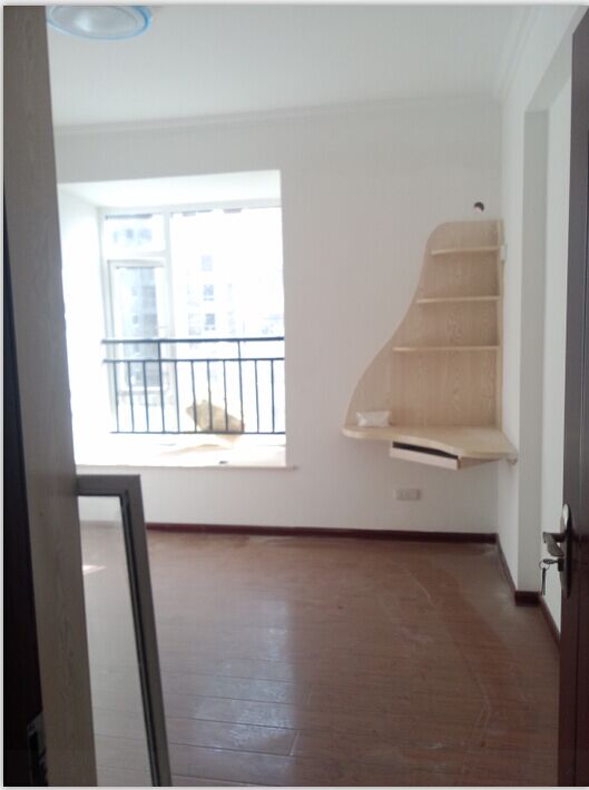 天城明珠2室2厅精装修出租