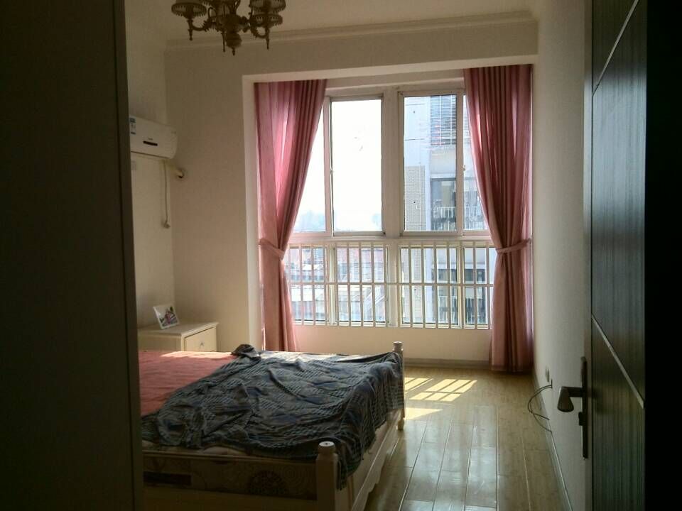 仁信南洋新城精装修2房1厅南北通透出售