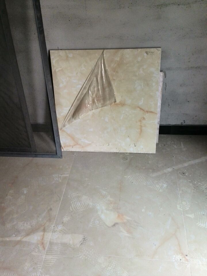 出售新城五期稀缺步梯房4楼两房