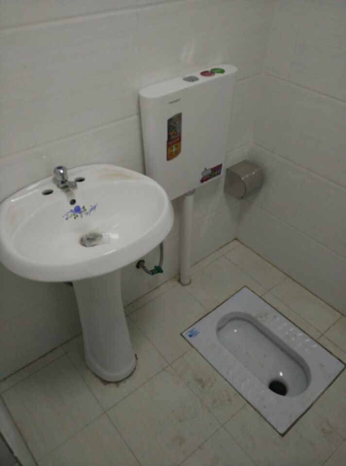 (单间出租)大河小区1室1卫套间简单装修(个人)