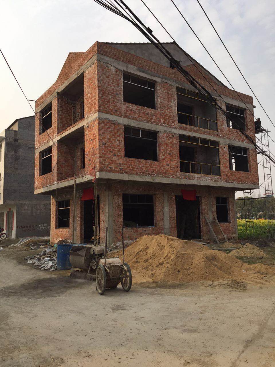 仙北高中后面郭湾小区宅基地低价出售