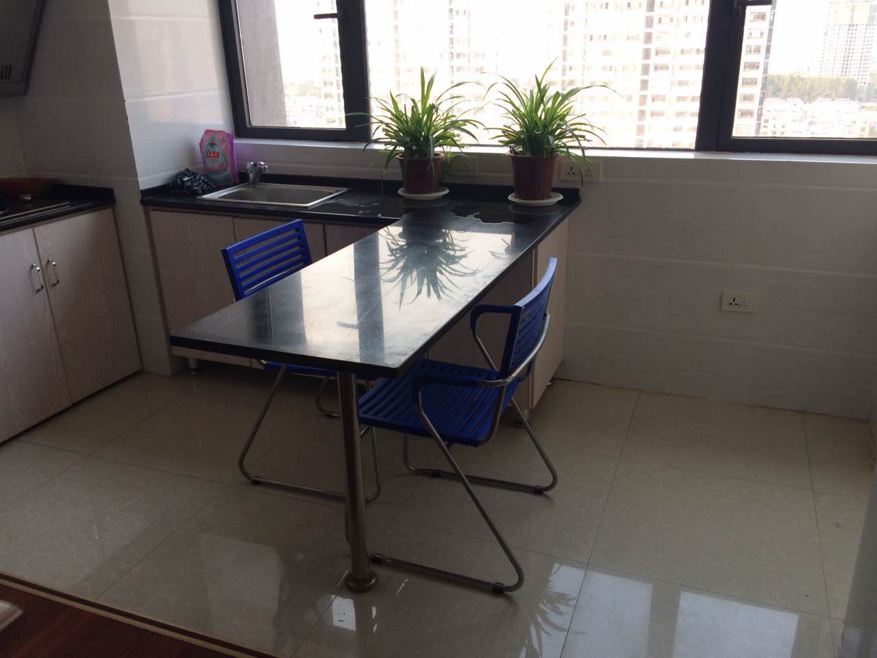 天门CBD国贸大厦公寓