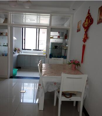 新城五期精装修二房出租