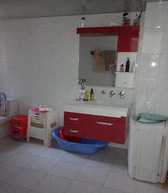 新城五期精装修二房出租