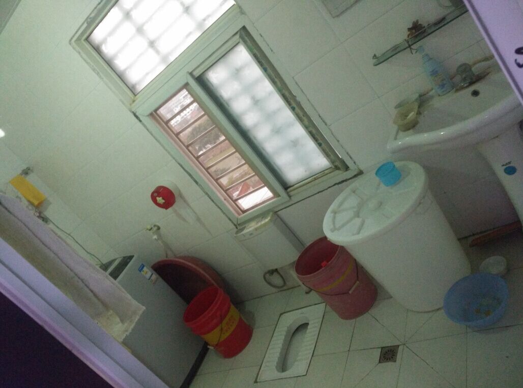 出售自己住的婚房，天门东门农行单元，精装