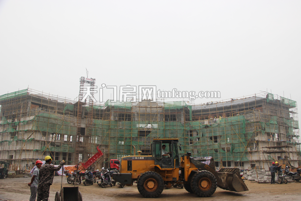 华茂阳光城7月工程进度：一期建设中