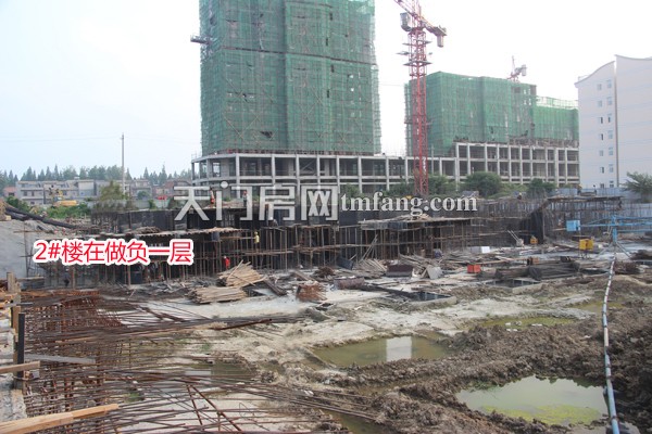 汇金国际8月工程进度2#楼在做负一层
