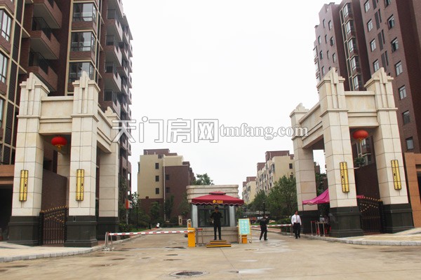 汉旺世纪城9月工程进度：一期现房交房中