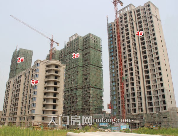 天宜华府7月工程进度：9#和11#在安装玻璃