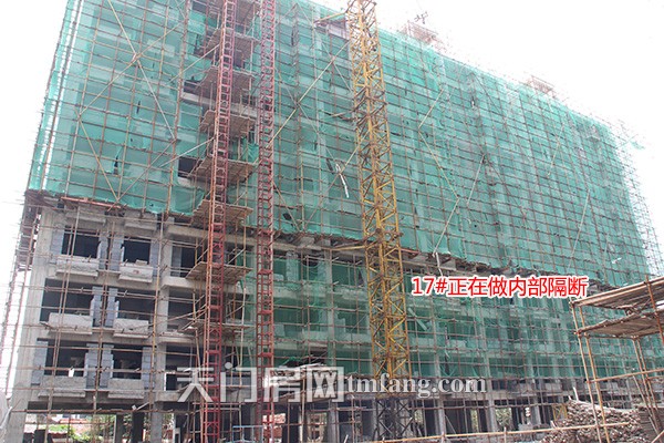 冠南·景林春天9月工程进度：21#楼在做外立面