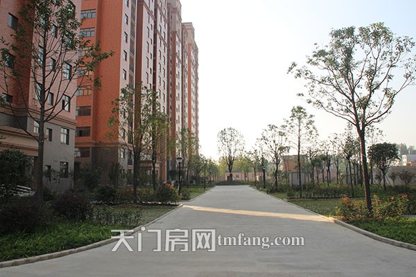 华泰丽晶10月工程进度：城南现房大盘等您来住