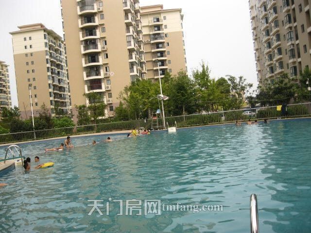 冠南汇侨城4室2厅出售