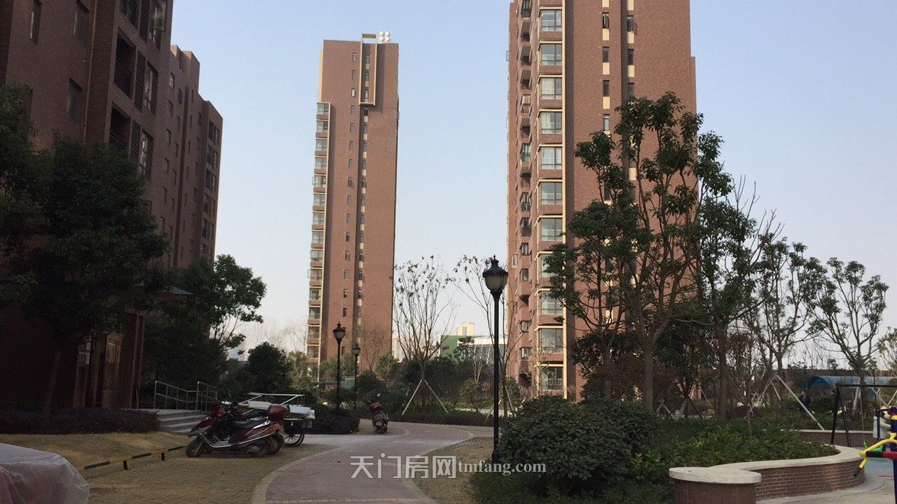 花园小区低价出售