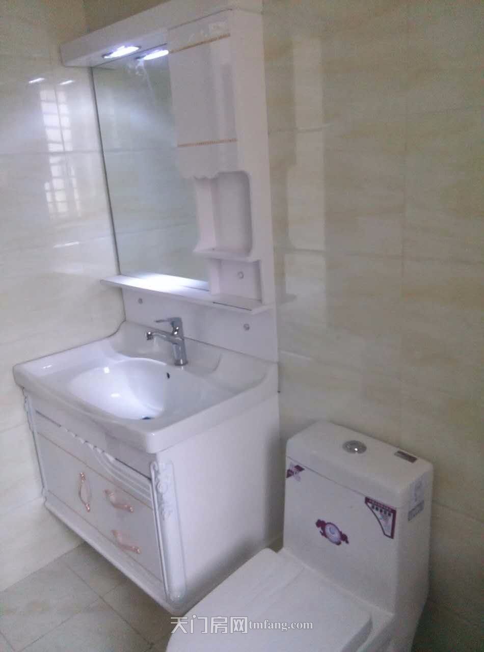 西湖御苑电梯房出售