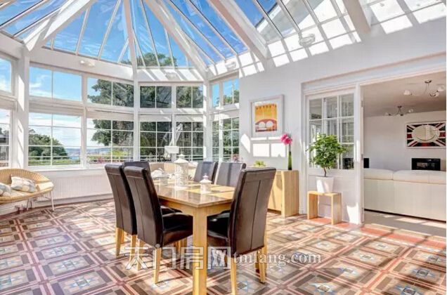 富贵世家：住实景阳光房 畅享惬意生活