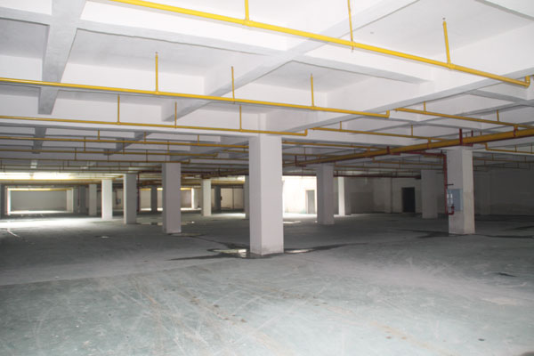 冠南汇侨城金桂园6月进度：小区在建游泳池