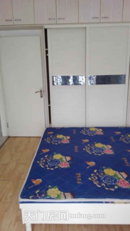 新城咐近世纪大厦73平米单元出售