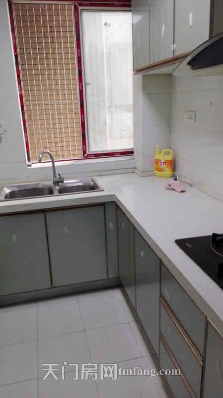 新城咐近世纪大厦73平米单元出售