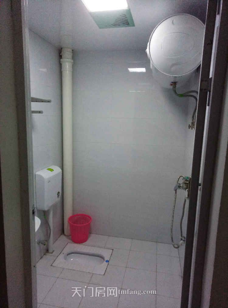 新城CBD附近全新单间套间出租