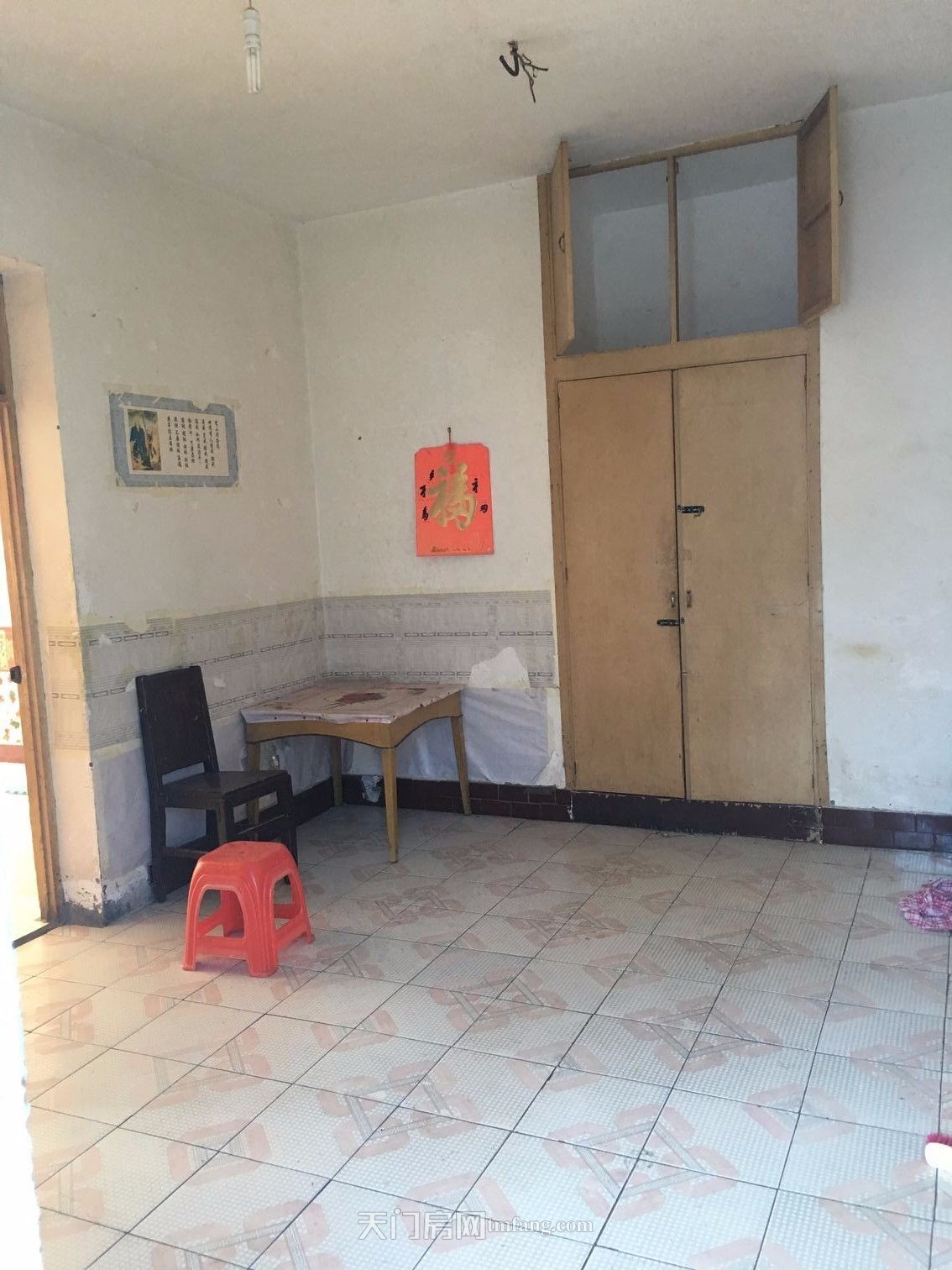 孝子里与竟陵中街交汇处房产局单元