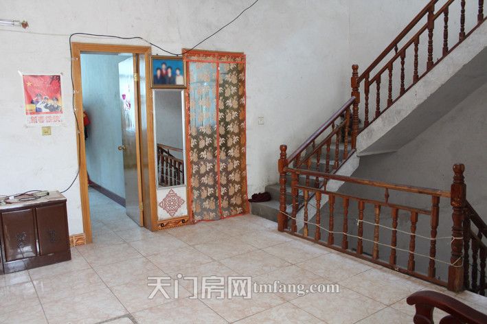 汪场镇文化大道两间三层自建房屋出售