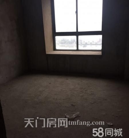 西湖御苑毛坯两房