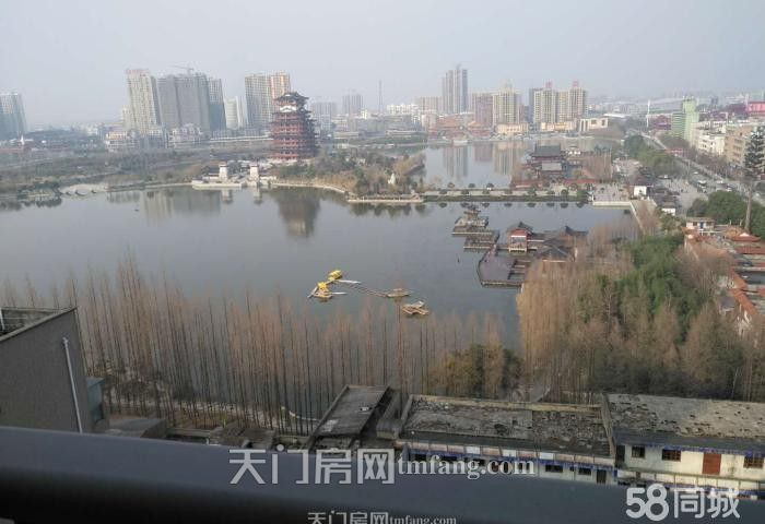 西湖御苑毛坯两房