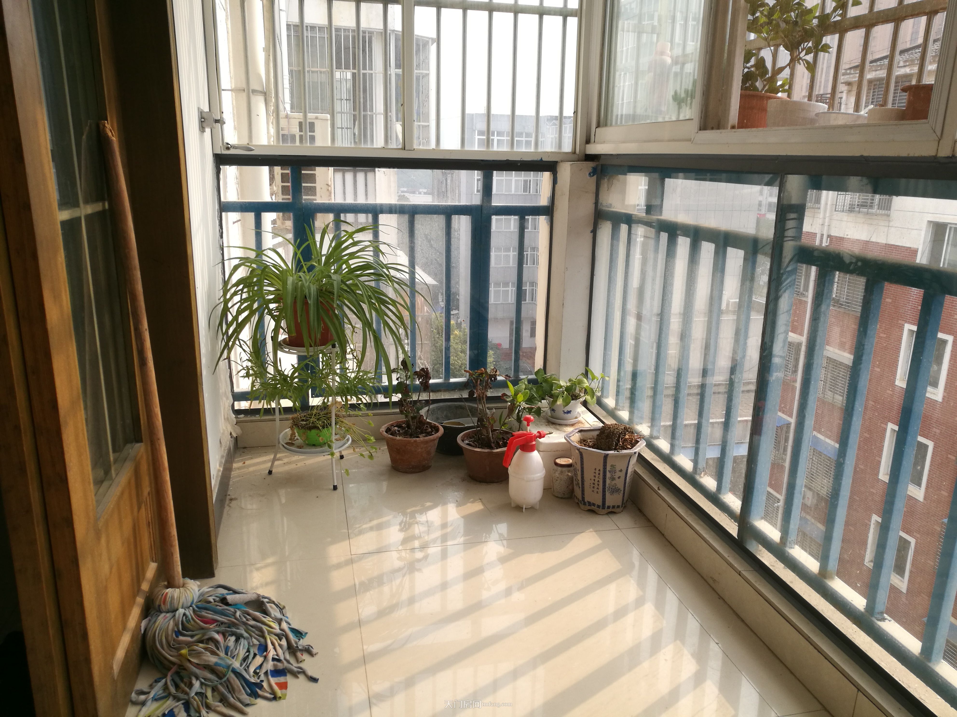 实验高中旁锦绣家园步梯三室两厅两卫出售