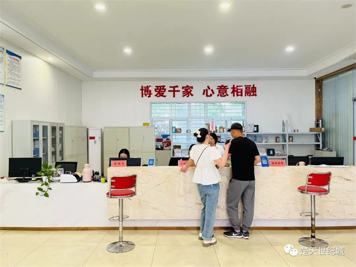 臻心服务业主 护航幸福时光