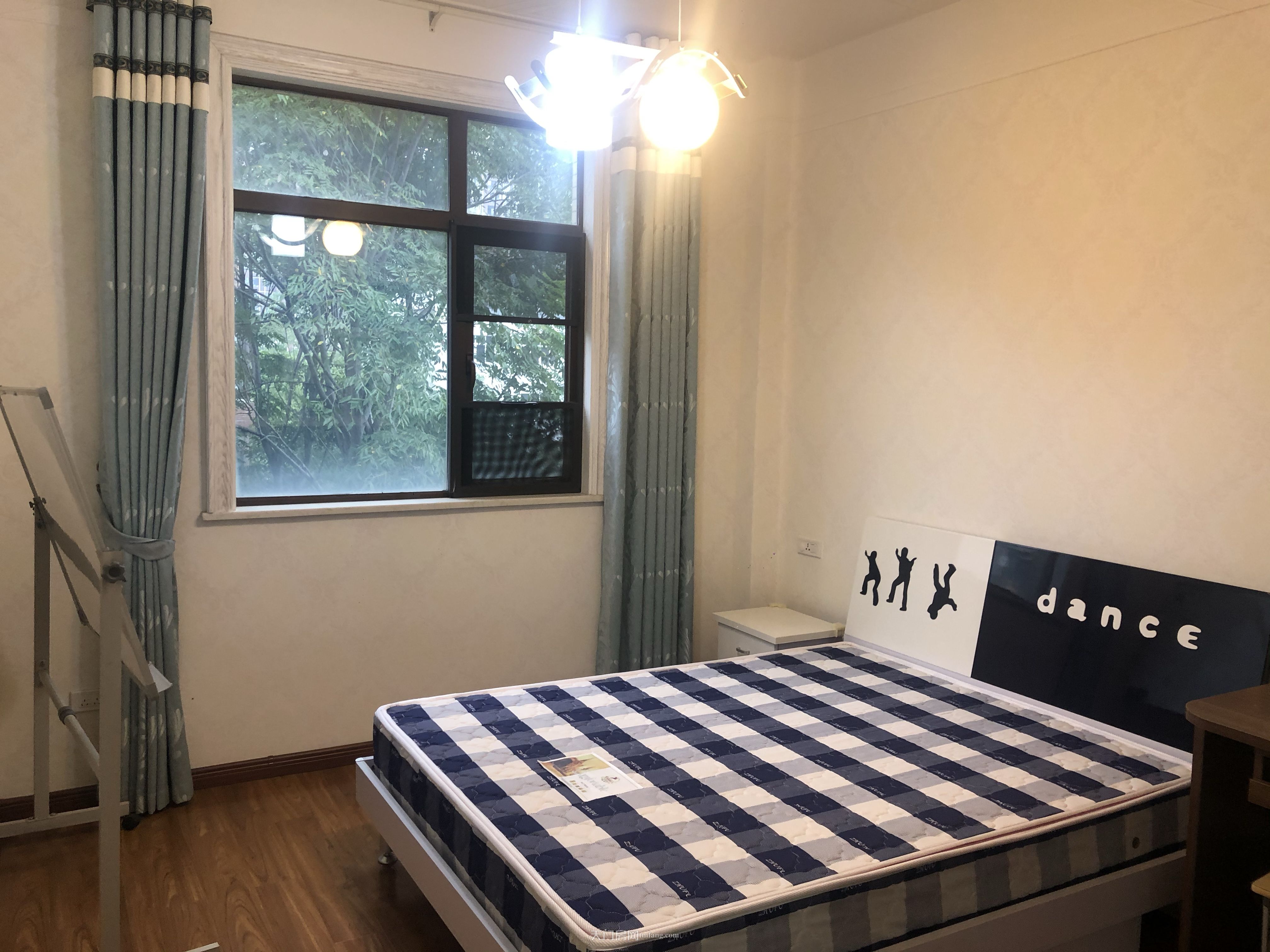 ~同行勿扰城北汉旺世纪城花园洋房送4个阳台喝茶烧烤精装3房品牌家具家电